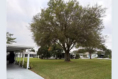 12 Desert Candle Cir, Lehigh Acres, FL 33936 - Photo 18