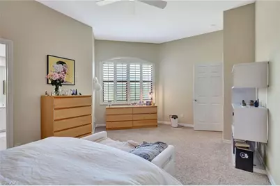 190 Vintage Cir #202, Naples, FL 34119 - Photo 16