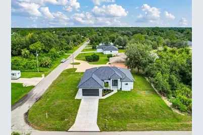 506 W 5th St, Lehigh Acres, FL 33972 - Photo 2