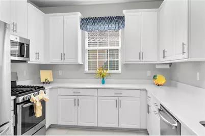 8111 Calle Canovas St, Naples, FL 34114 - Photo 6