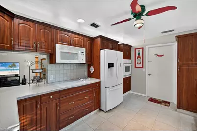 5857 Wyldewood Lakes Ct, Fort Myers, FL 33919 - Photo 8