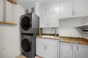 451 Bayfront Pl, Naples, FL 34102 - Photo 22