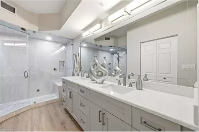 401 Bayfront Pl #3307, Naples, FL 34102 - Photo 16