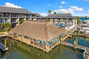 900 Broad Ave S, Naples, FL 34102 - Photo 6