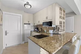 900 Broad Ave S, Naples, FL 34102 - Photo 22