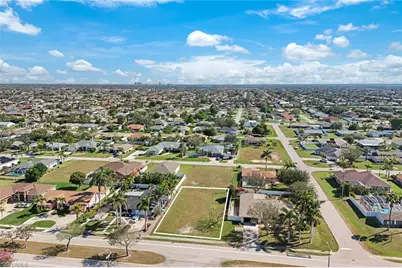 1813 Academy Blvd, Cape Coral, FL 33990 - Photo 12