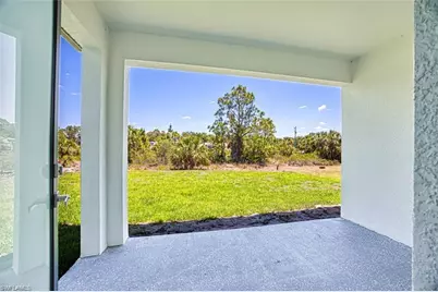 817/819 Eisenhower Blvd, Lehigh Acres, FL 33974 - Photo 22