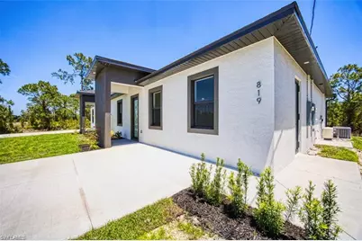 817/819 Eisenhower Blvd, Lehigh Acres, FL 33974 - Photo 2
