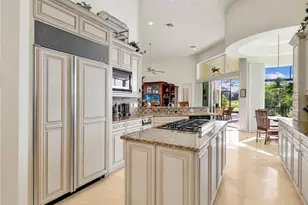 2984 St Barnabas Ct, Naples, FL 34105 - Photo 10