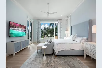 2375 Lantern Ln, Naples, FL 34102 - Photo 10