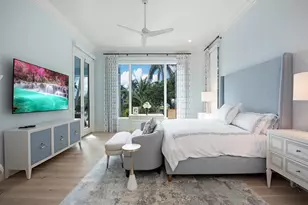 2375 Lantern Ln, Naples, FL 34102 - Photo 10