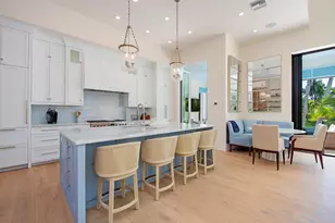 2375 Lantern Ln, Naples, FL 34102 - Photo 4