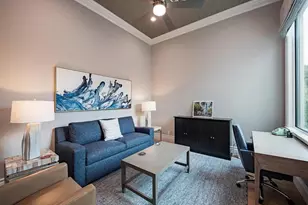 2375 Lantern Ln, Naples, FL 34102 - Photo 22