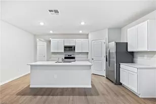 2905 62nd St W, Lehigh Acres, FL 33971 - Photo 10