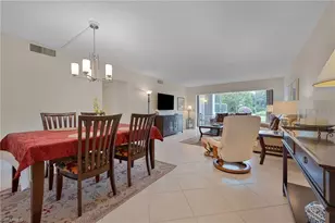 215 Cypress Way E, Naples, FL 34110 - Photo 6