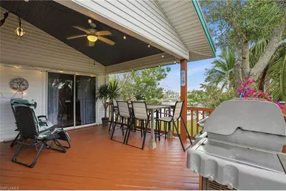 21697/699 Indian Bayou Dr, Fort Myers Beach, FL 33931 - Photo 24
