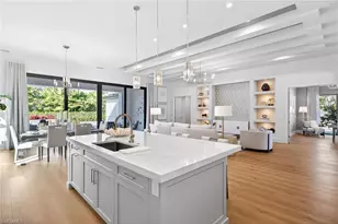 2051 Cambridge Pk Dr, Naples, FL 34109 - Photo 16