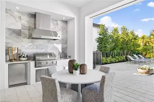 2051 Cambridge Pk Dr, Naples, FL 34109 - Photo 36