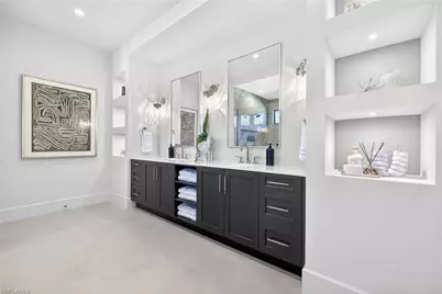 2051 Cambridge Park Dr, Naples, FL 34109 - Photo 20