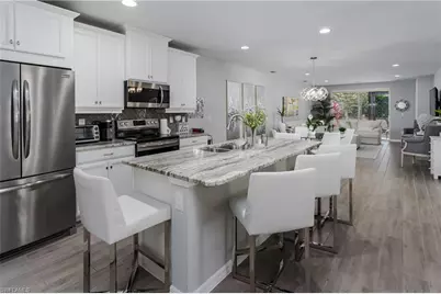 14895 Edgewater Cir, Naples, FL 34114 - Photo 2