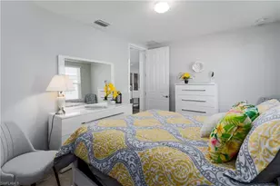 14895 Edgewater Cir, Naples, FL 34114 - Photo 16