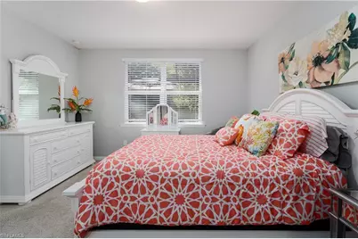 14895 Edgewater Cir, Naples, FL 34114 - Photo 12