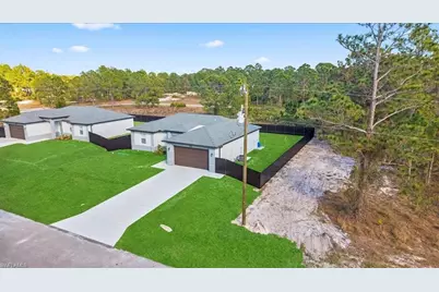761 Silverstar Ave S, Lehigh Acres, FL 33974 - Photo 44
