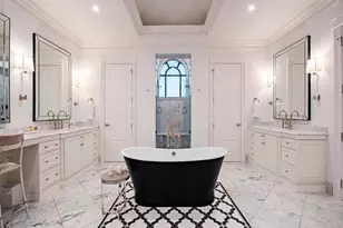 140 3rd Ave S, Naples, FL 34102 - Photo 20