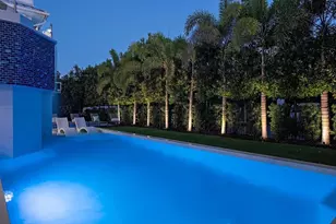 140 3rd Ave S, Naples, FL 34102 - Photo 2