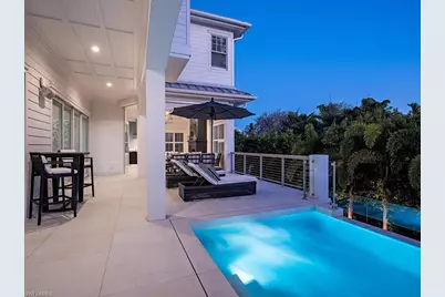 140 3rd Ave S, Naples, FL 34102 - Photo 16