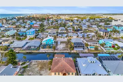 200 Curlew St, Fort Myers Beach, FL 33931 - Photo 10