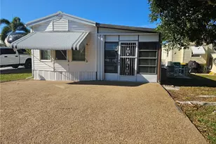 30 Pearl Dr, Naples, FL 34114 - Photo 1