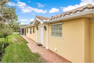 28245 Islet Trl, Bonita Springs, FL 34135 - Photo 6