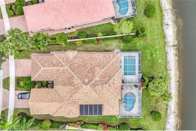 28245 Islet Trl, Bonita Springs, FL 34135 - Photo 2