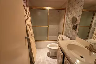 325 Charlemagne, Naples, FL 34112 - Photo 32