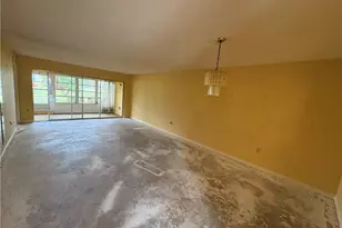 325 Charlemagne, Naples, FL 34112 - Photo 2