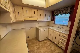 325 Charlemagne, Naples, FL 34112 - Photo 10