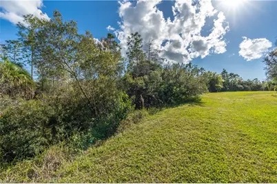 8466 Karina Ct, Naples, FL 34114 - Photo 40