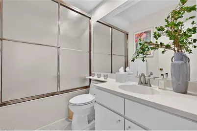 129 Edgemere Way S, Naples, FL 34105 - Photo 36