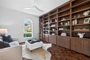 129 Edgemere Way S, Naples, FL 34105 - Photo 18