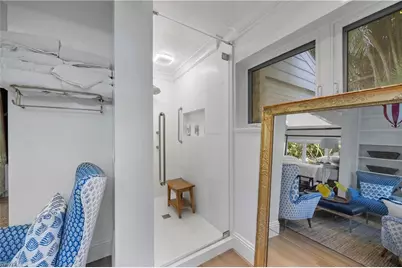 295 6th St N, Naples, FL 34102 - Photo 16