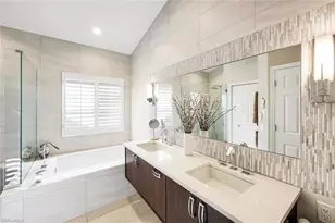 27030 Lake Harbor Ct, Bonita Springs, FL 34134 - Photo 20