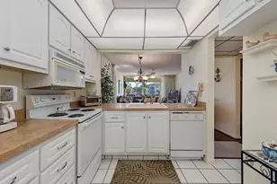 1087 Forest Lakes Dr, Naples, FL 34105 - Photo 6