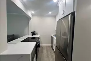 473 12th Ave S, Naples, FL 34102 - Photo 10