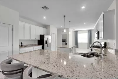 17583 Palmetto Pass Ln, Punta Gorda, FL 33982 - Photo 6