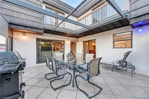 185 Lake Point Ln, Naples, FL 34112 - Photo 12