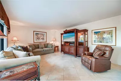 185 Lake Point Ln #8B, Naples, FL 34112 - Photo 10