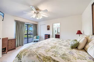 185 Lake Point Ln, Naples, FL 34112 - Photo 24