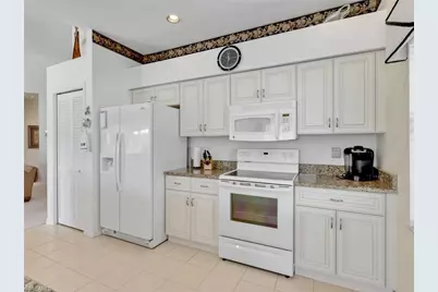 7100 Falcons Glen Blvd, Naples, FL 34113 - Photo 16