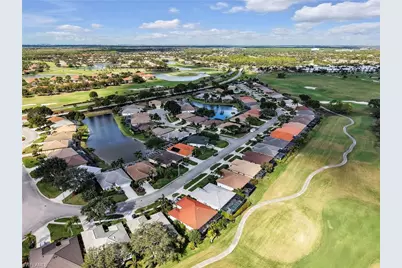 7100 Falcons Glen Blvd, Naples, FL 34113 - Photo 6